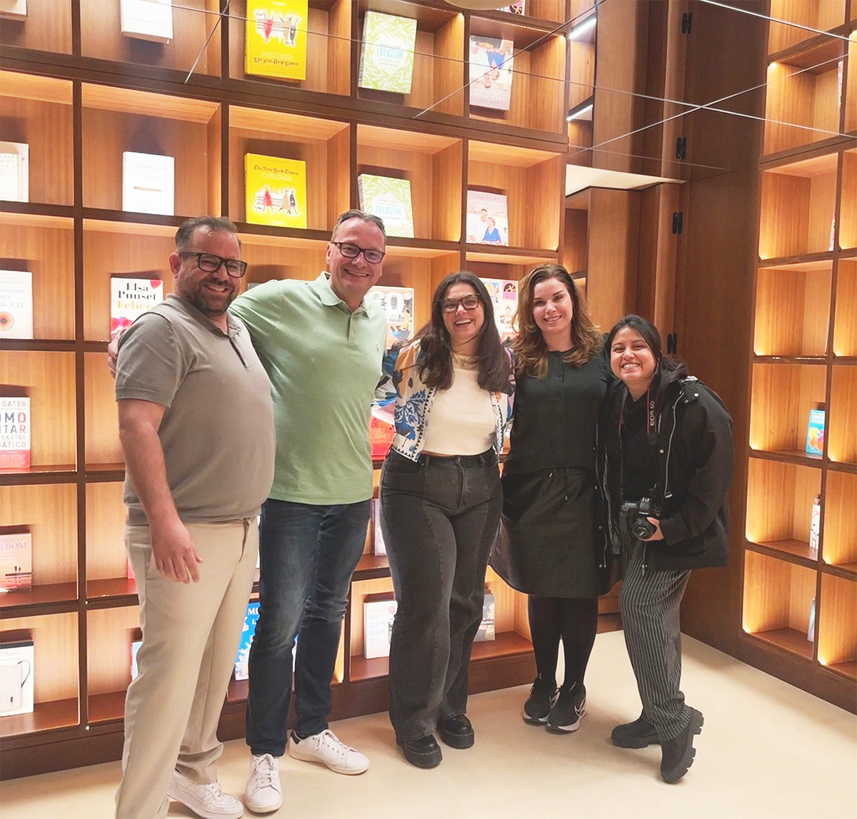 Cacao Bats and Collence teams at first branding strategy meeting